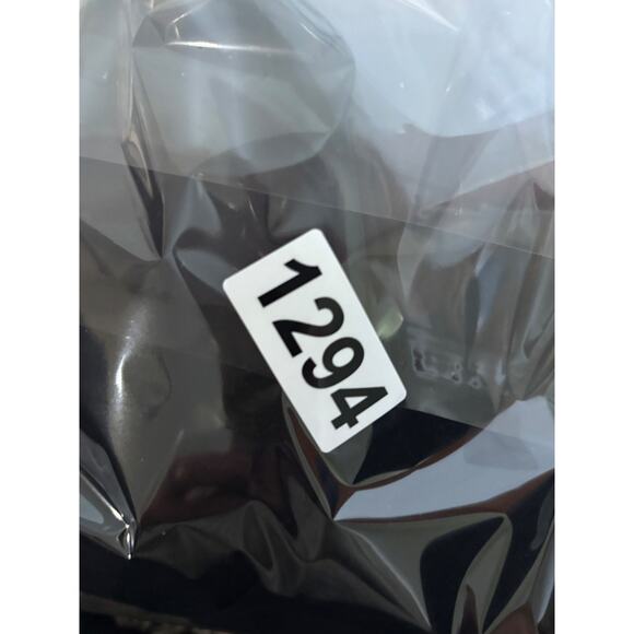 Olivia SKy Black 1X Plus V neck ruched Top Rayon Spandex Capsule Career Grunge - Picture 8 of 8